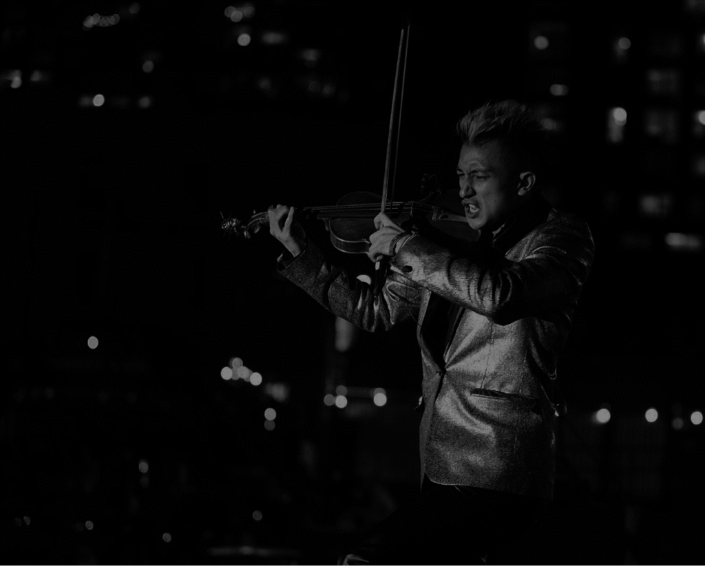 Yut EDM DJ / Violinis